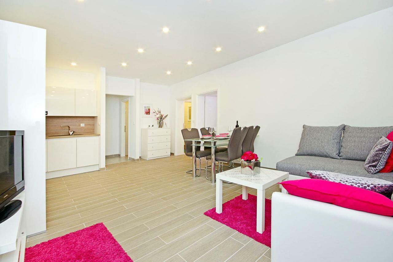 Apartment Mira Makarska Ngoại thất bức ảnh