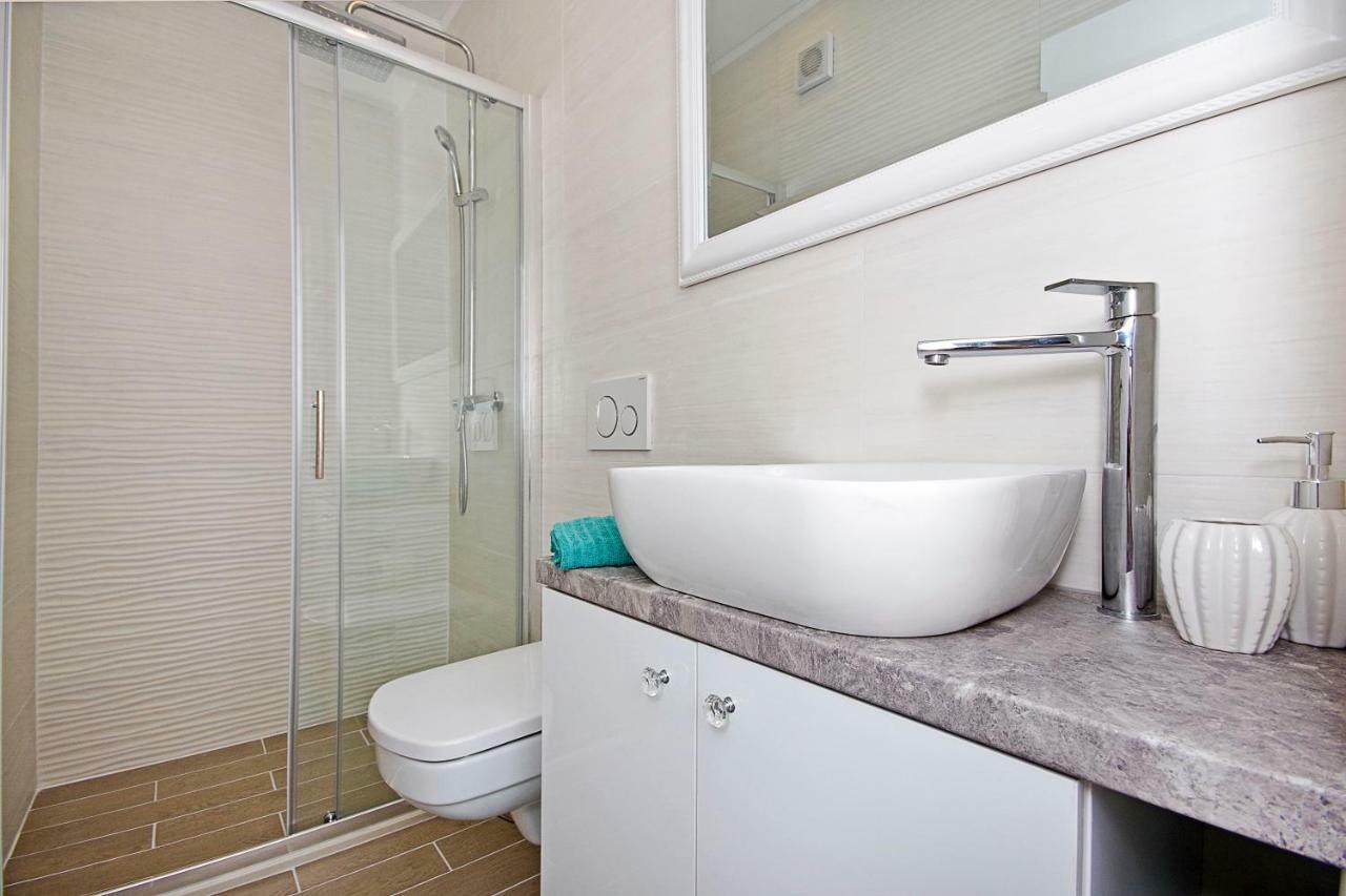 Apartment Mira Makarska Ngoại thất bức ảnh